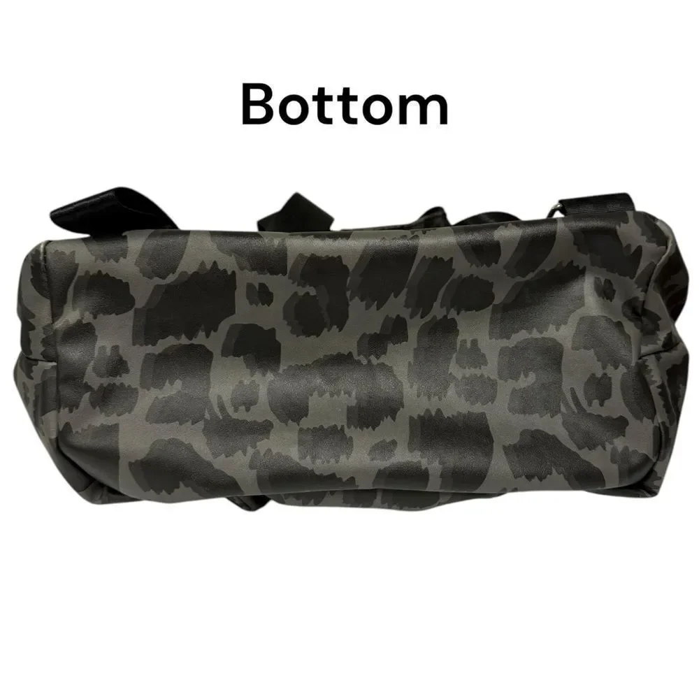 Petunia Pickle Bottom Cinch Convertible Leopard Grey Black Diaper Bag Backpack
